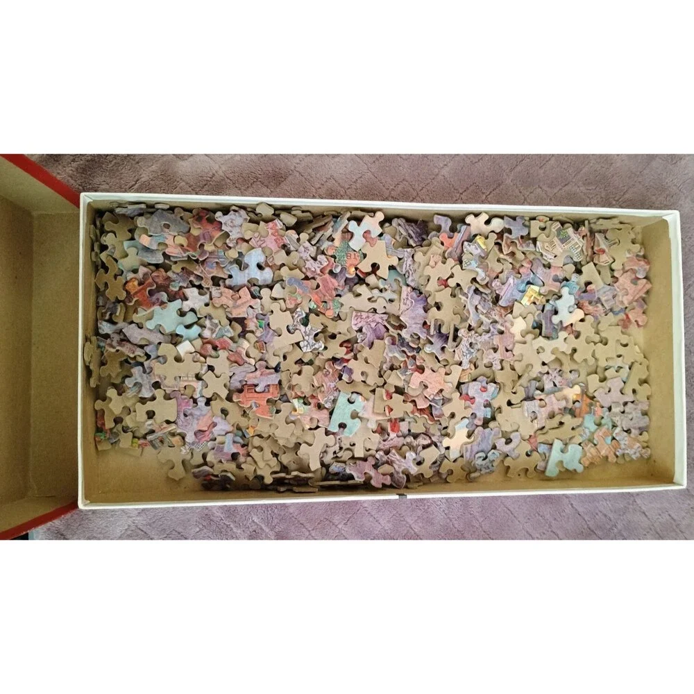 Panoramic Christmas Town USA 700 Piece Jigsaw Puzzle 13